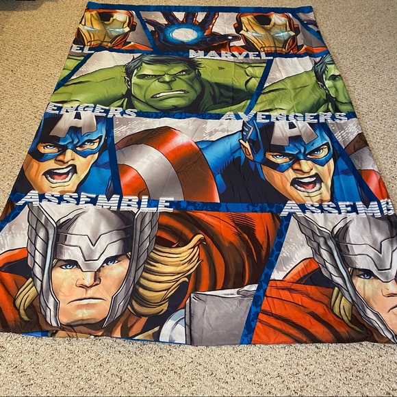 Marvel Avengers Single Reversible Duvet Cover Multicoloured Microfibre 78” x 55” - Picture 3 of 10